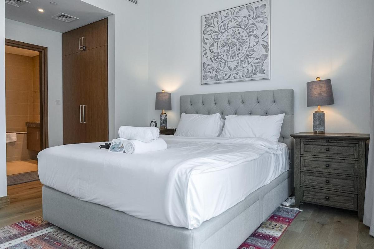 Apartment Bright 2-bedroom With Stunning Views At 5242 Tower Marina Dubai