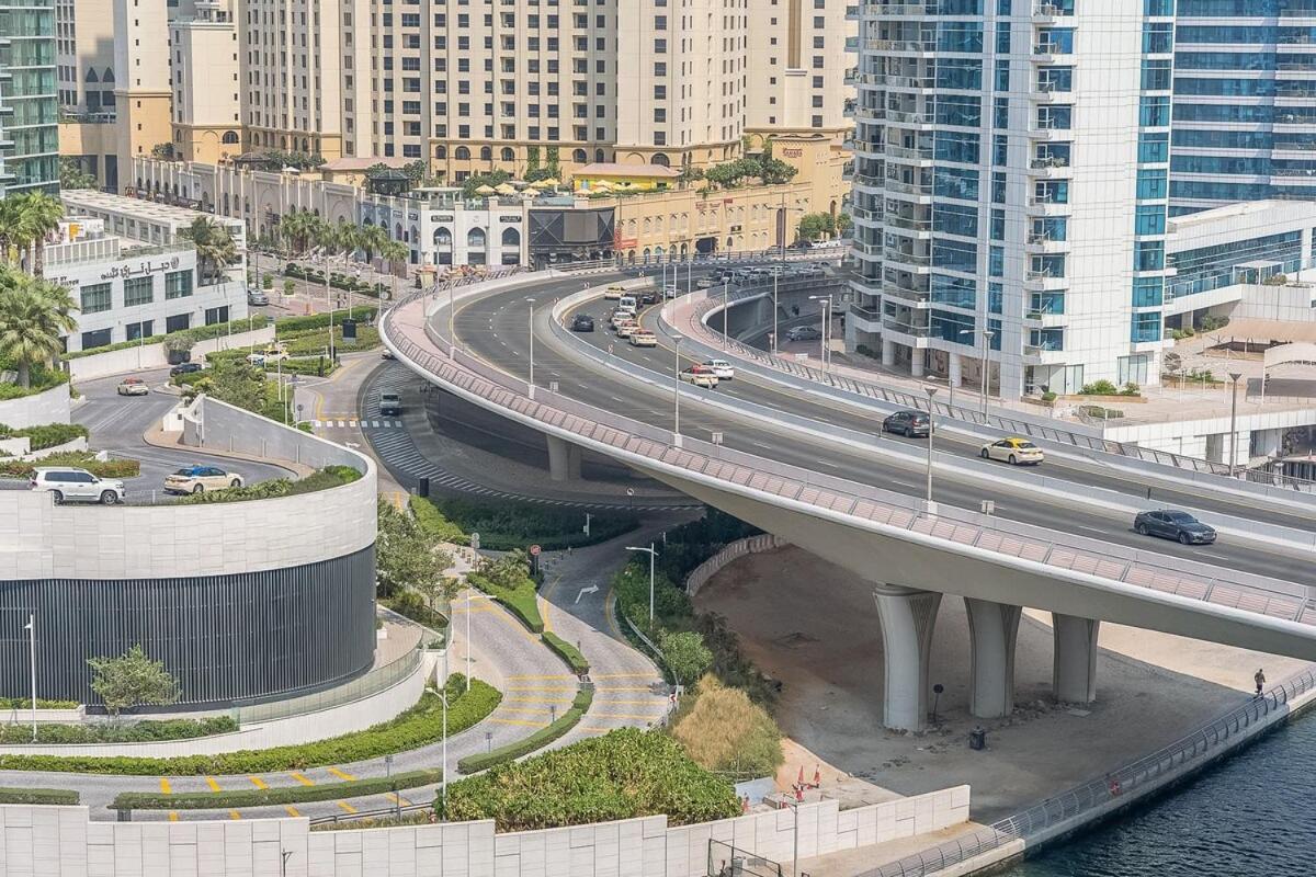 Bright 2-bedroom With Stunning Views At 5242 Tower Marina Apartment Dubai